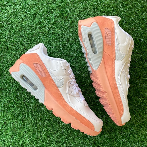 Nike Air Max 90 Ltr Se Peachy - Picture 2 of 5